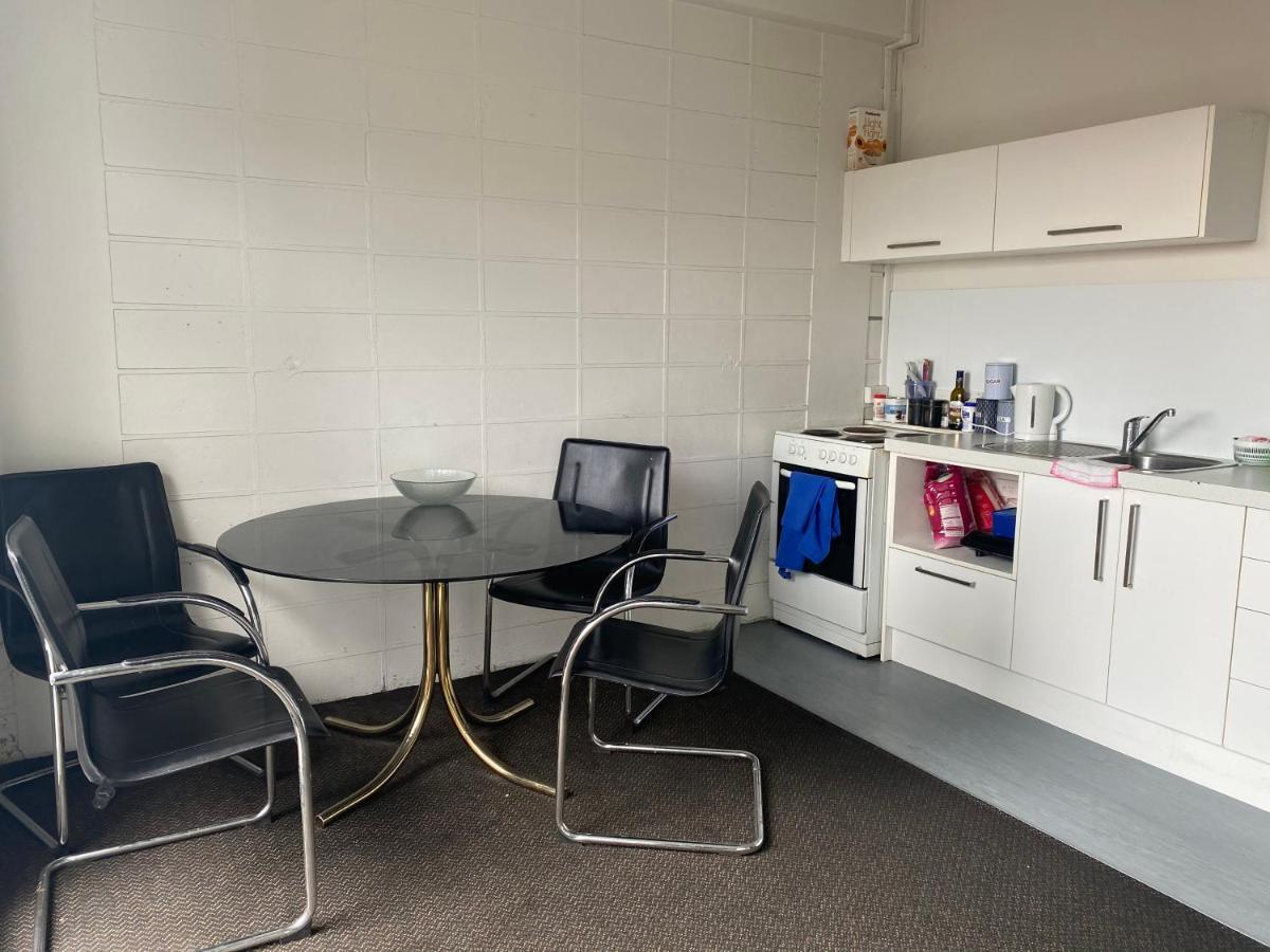 Downtown Backpackers & Accommodation Nelson Exteriör bild