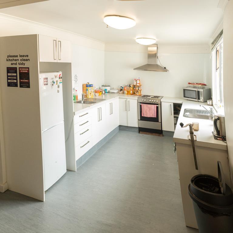 Downtown Backpackers & Accommodation Nelson Exteriör bild